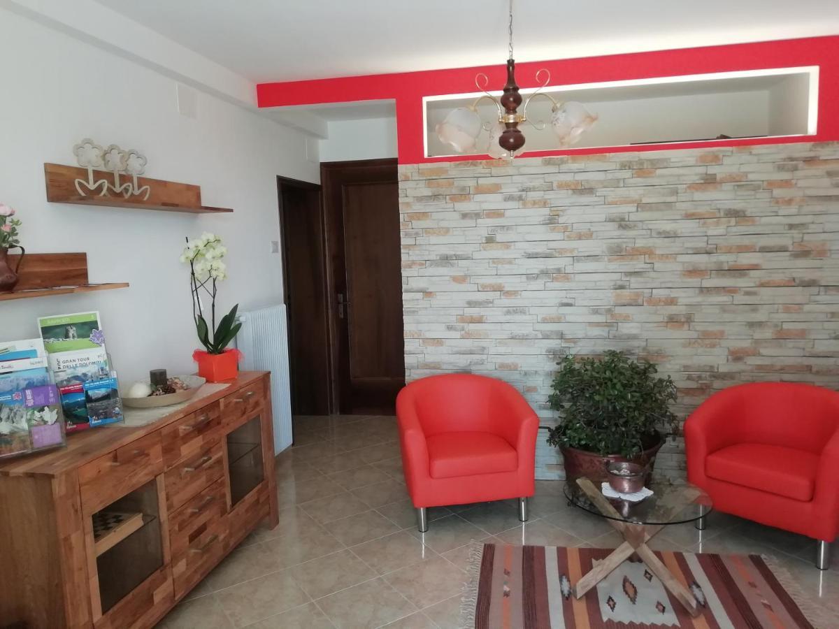 B&B La Casa Di Loretta Paderno Buitenkant foto
